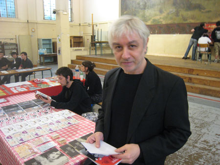 Serge Clerc aux 1ères rencontres de la Presse Graphique à Montmartre