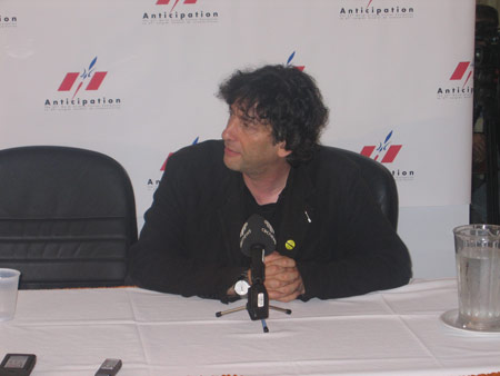 Neil Gaiman sur tous les fronts !