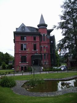 La maison communale (mairie) d'Amay, où siège Jean-Michel Javaux Jean-Michel Javaux : « La bande dessinée est salutaire pour ma santé mentale ! »
