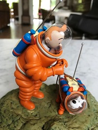 Catawiki célèbre le premier pas sur la Lune de... Tintin !
