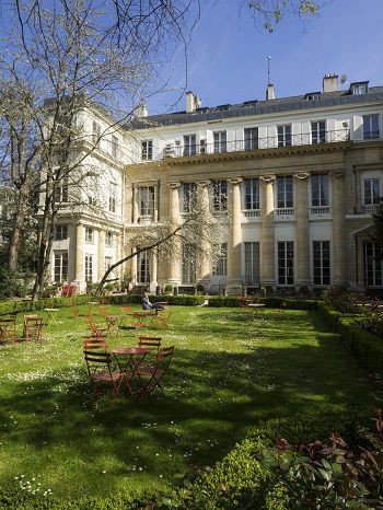 Bande Dessinée : résidences italiennes à Paris