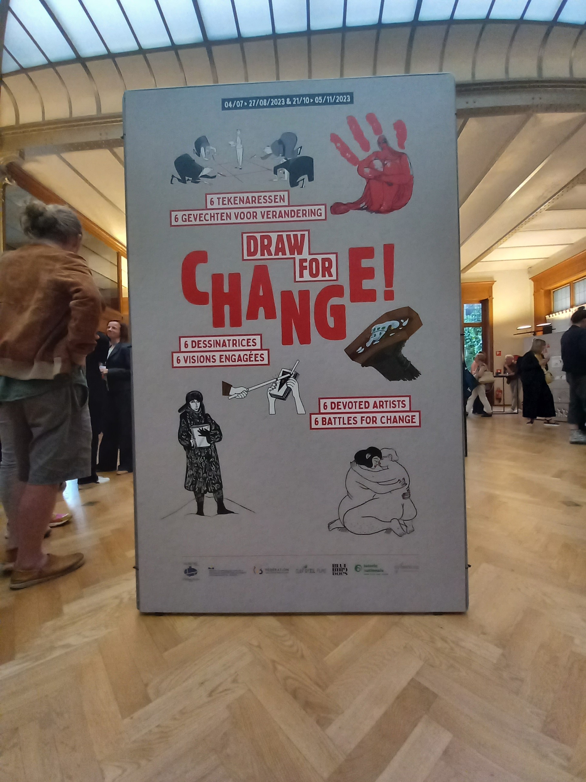 "Draw for change !" Six dessinatrices exposées au CBBD