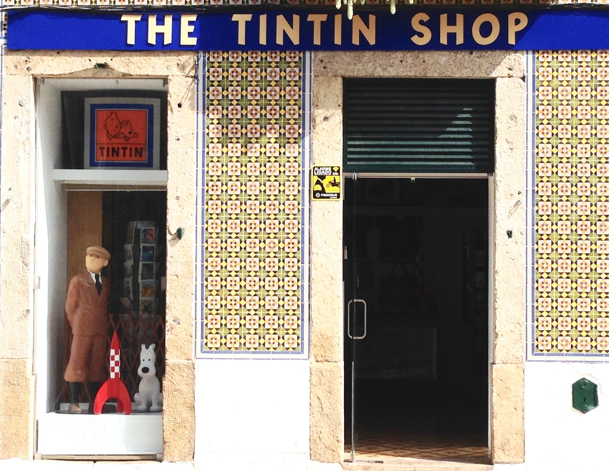La boutique officielle de Tintin à Lisbonne baisse le rideau. 
