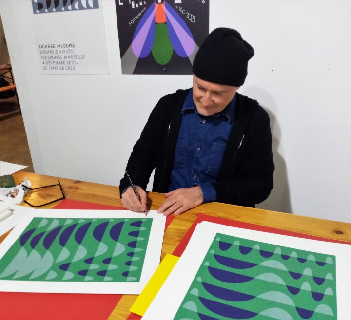 Richard McGuire en visite à Paris pour sa première rétrospective à Fotokino